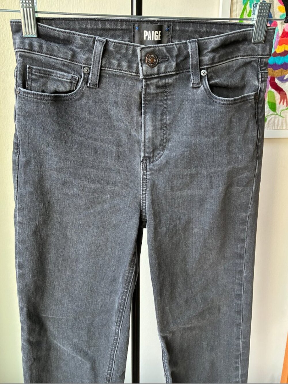 Paige Cindy Slim Jeans in Dark Magnet (Black) - Size 26 - Picture 10 of 16